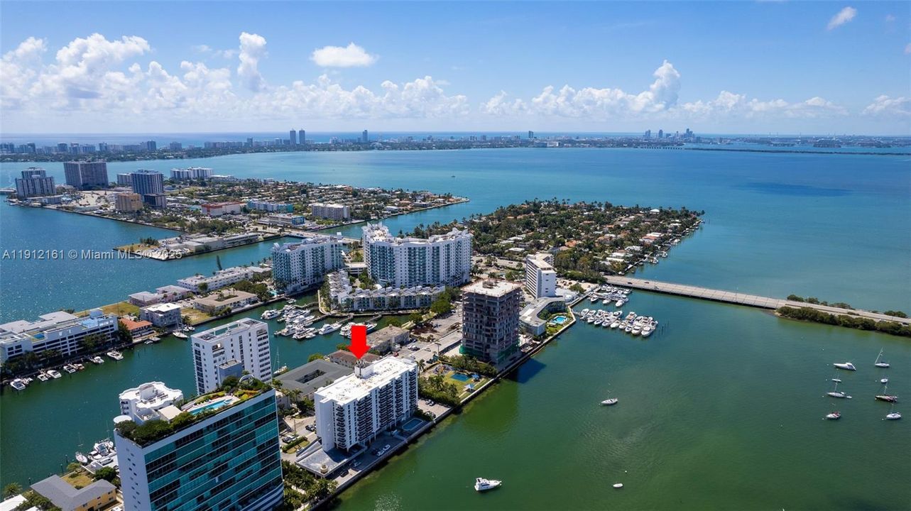 Activo con contrato: $270,000 (1 camas, 1 baños, 760 Pies cuadrados)