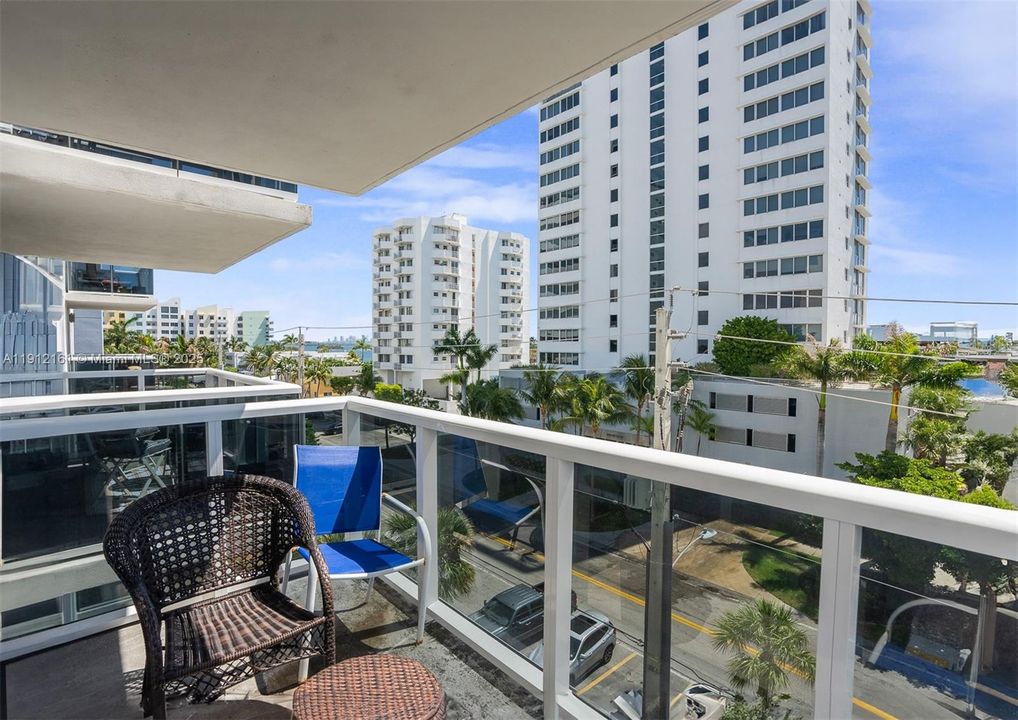 Activo con contrato: $270,000 (1 camas, 1 baños, 760 Pies cuadrados)