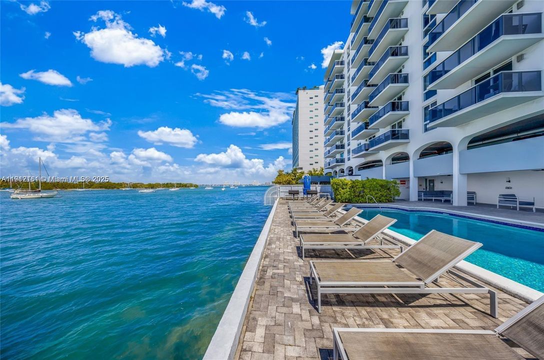 Activo con contrato: $270,000 (1 camas, 1 baños, 760 Pies cuadrados)