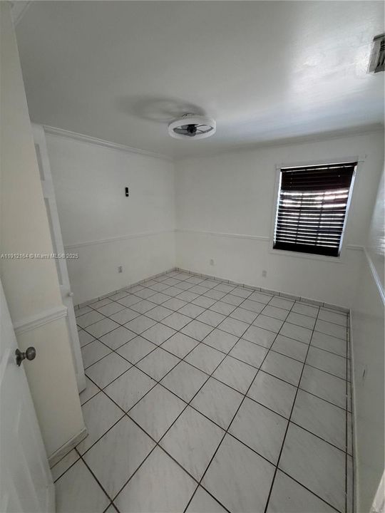 For Rent: $3,200 (3 beds, 2 baths, 1598 Square Feet)