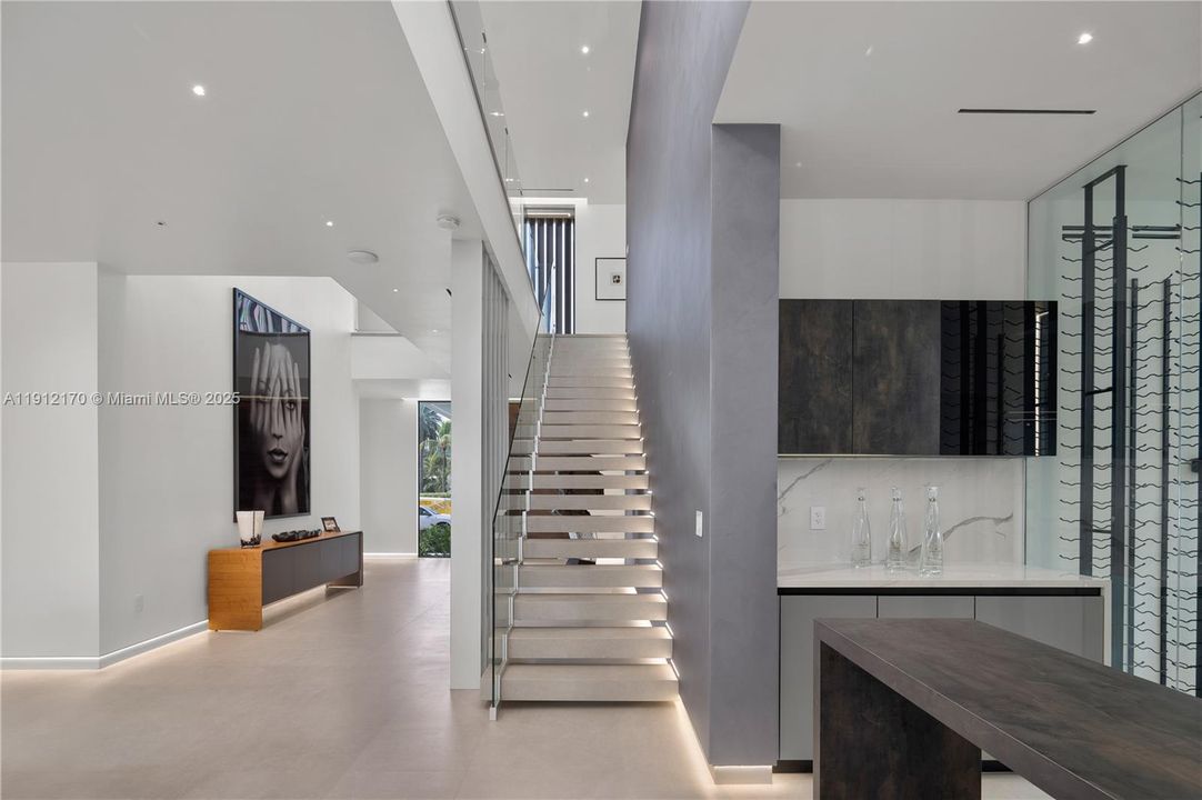 For Sale: $12,500,000 (8 beds, 9 baths, 7840 Square Feet)