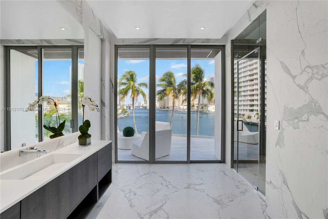 For Sale: $12,500,000 (8 beds, 9 baths, 7840 Square Feet)