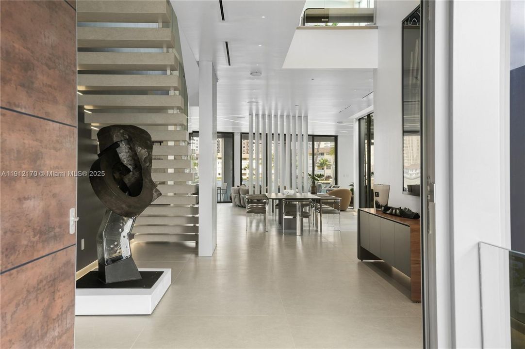 For Sale: $12,500,000 (8 beds, 9 baths, 7840 Square Feet)