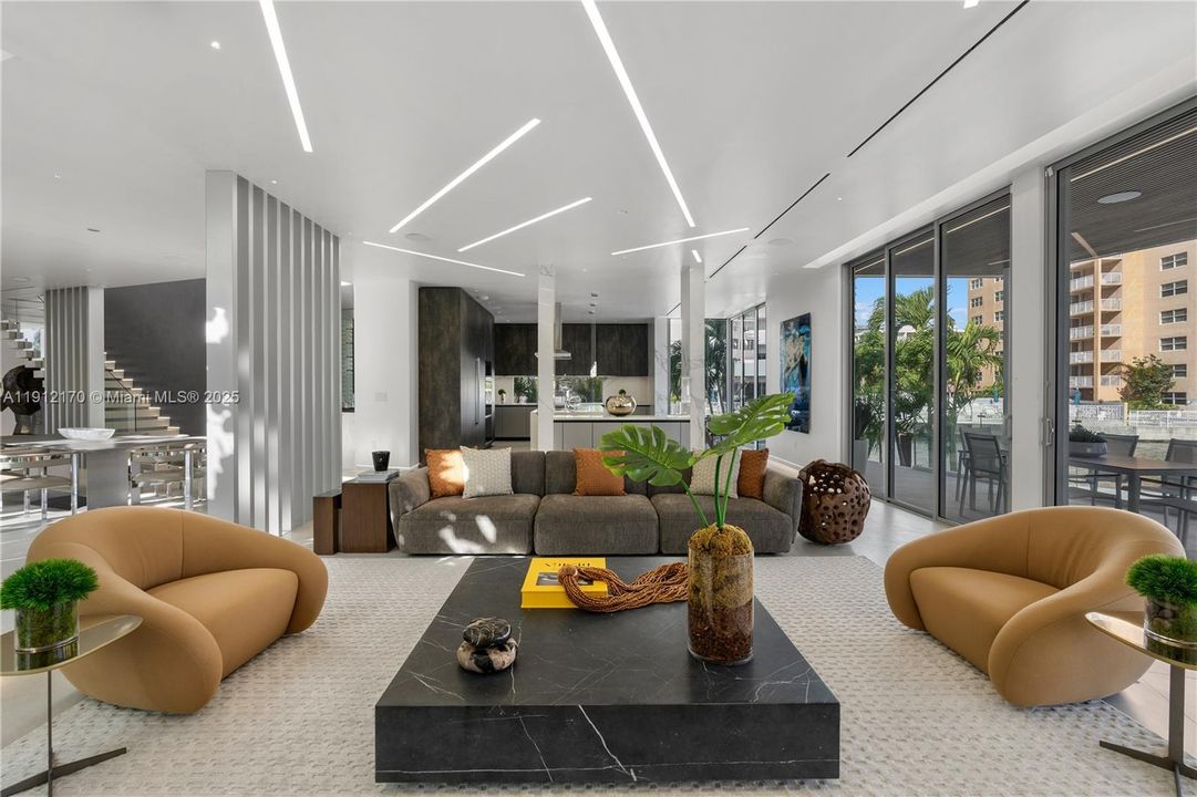 For Sale: $12,500,000 (8 beds, 9 baths, 7840 Square Feet)