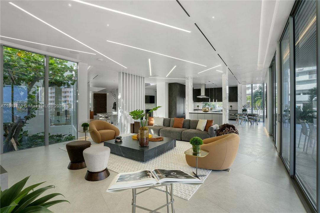 For Sale: $12,500,000 (8 beds, 9 baths, 7840 Square Feet)