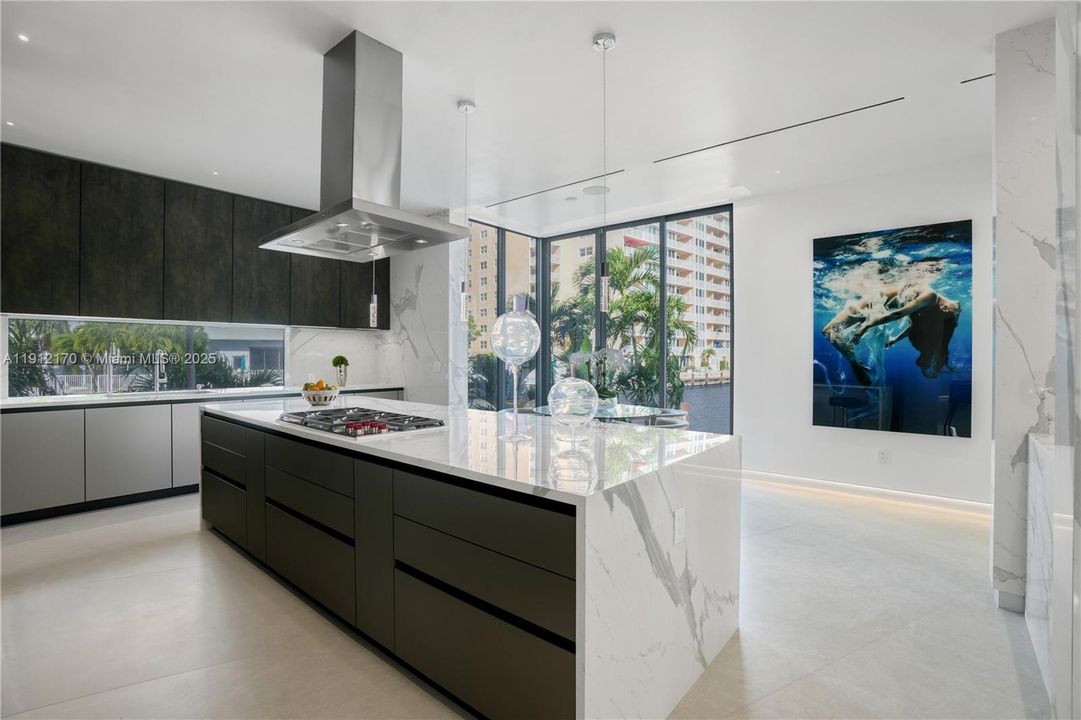 For Sale: $12,500,000 (8 beds, 9 baths, 7840 Square Feet)