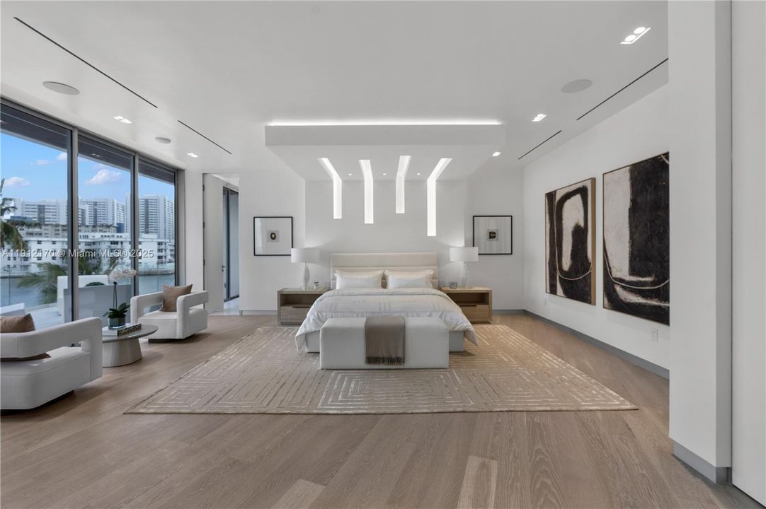 For Sale: $12,500,000 (8 beds, 9 baths, 7840 Square Feet)