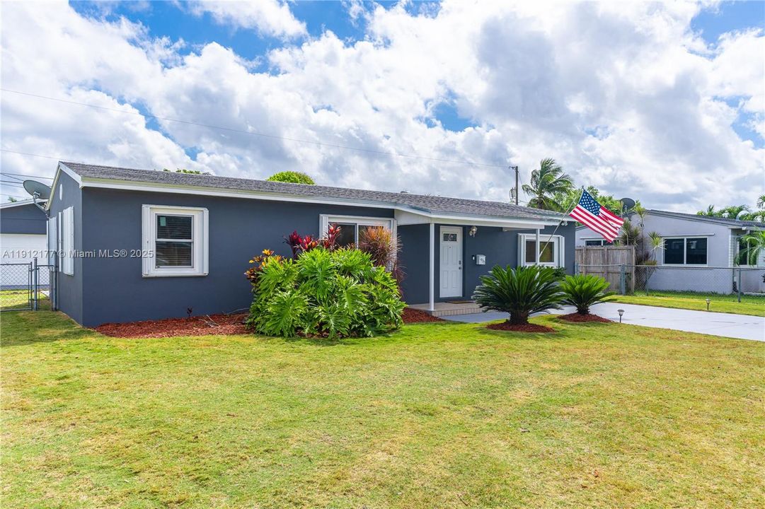 出租: $4,435 (4 贝兹, 2 浴室, 2150 平方英尺)