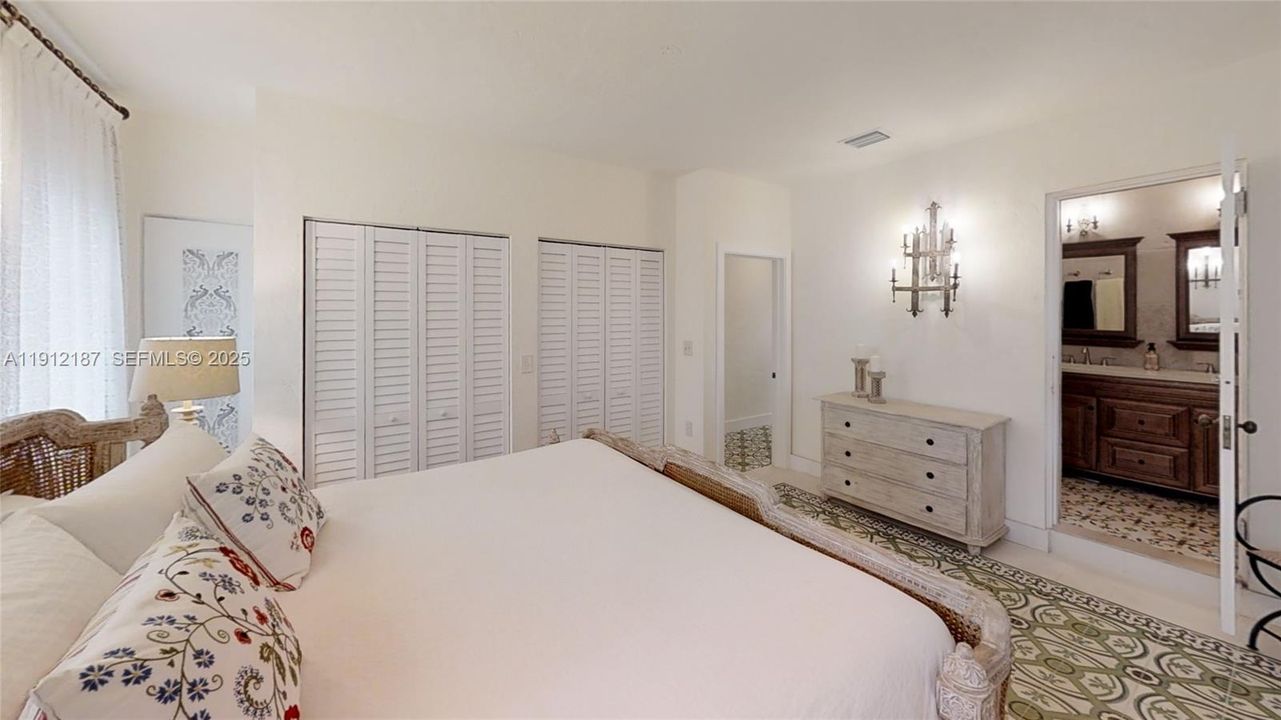 Premier bedroom with premier bathroom