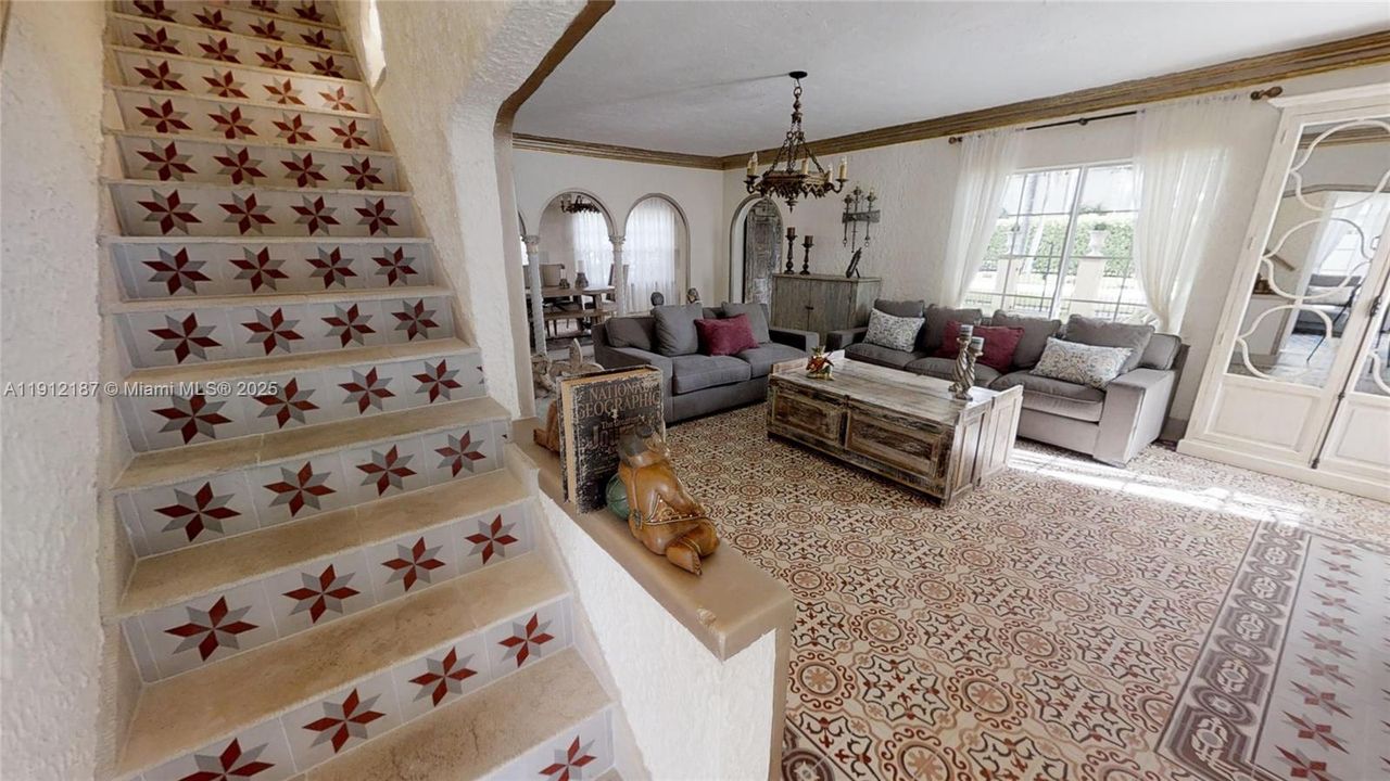 Gorgeous staircase going to the 2nd floor