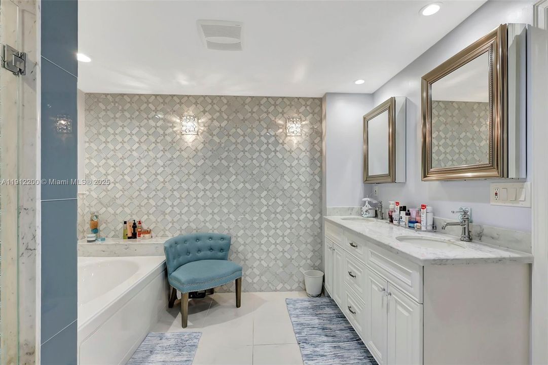 For Sale: $949,000 (3 beds, 2 baths, 2400 Square Feet)