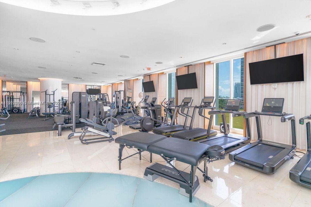 На продажу: $3,988,888 (2 спален, 3 ванн, 2158 Квадратных фут)