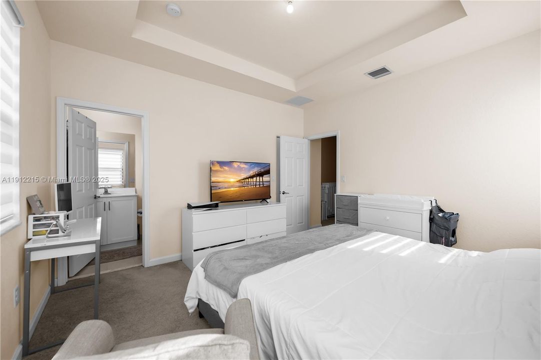 For Sale: $510,000 (3 beds, 2 baths, 1540 Square Feet)