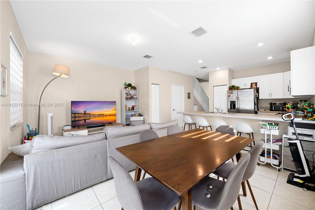 For Sale: $510,000 (3 beds, 2 baths, 1540 Square Feet)