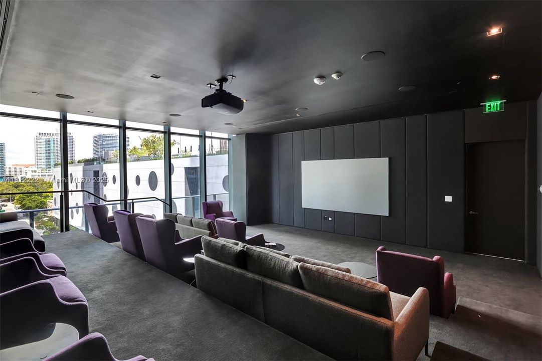 Active With Contract: $7,950 (3 beds, 3 baths, 1526 Square Feet)