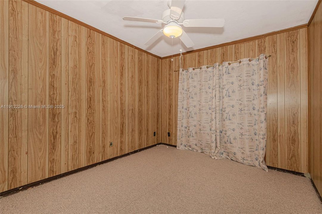 En Venta: $639,000 (4 camas, 3 baños, 2122 Pies cuadrados)