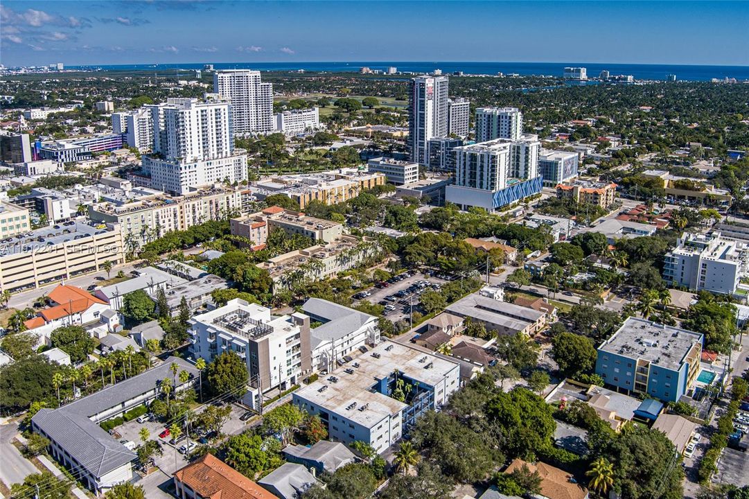 На продажу: $225,000 (2 спален, 1 ванн, 1100 Квадратных фут)