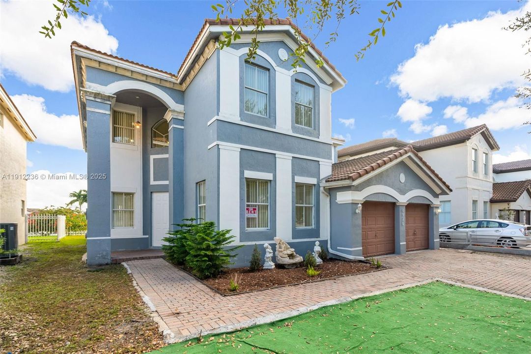 В аренду: $4,200 (4 спален, 4 ванн, 0 Квадратных фут)