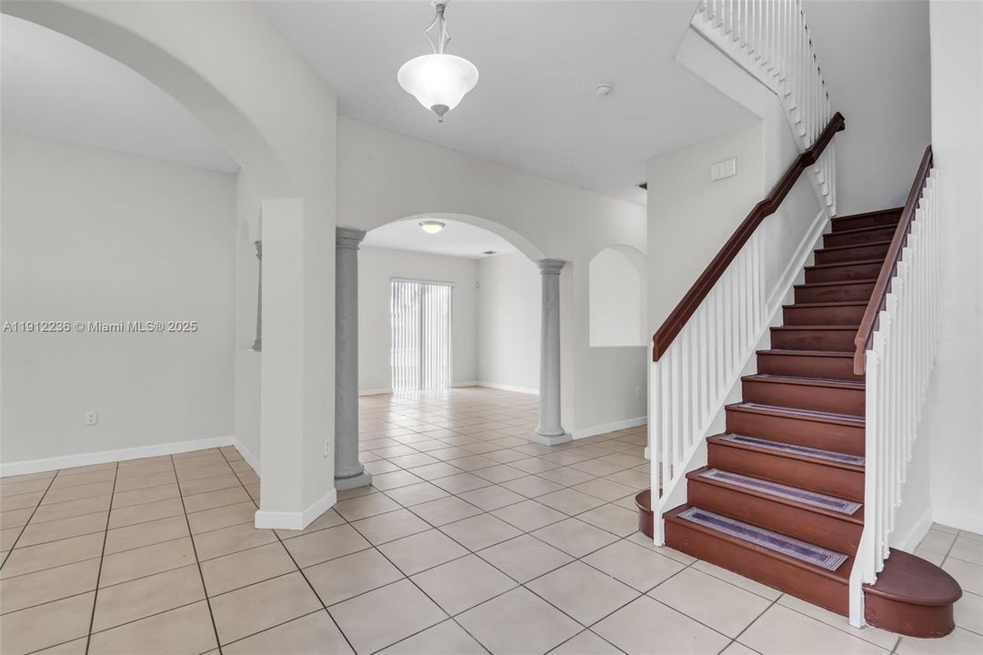 В аренду: $4,200 (4 спален, 4 ванн, 0 Квадратных фут)