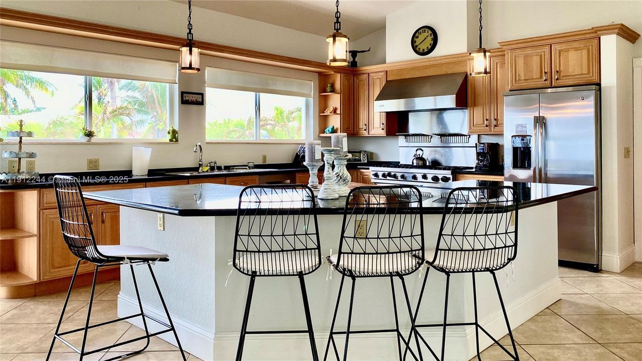 Open Breakfast Counter