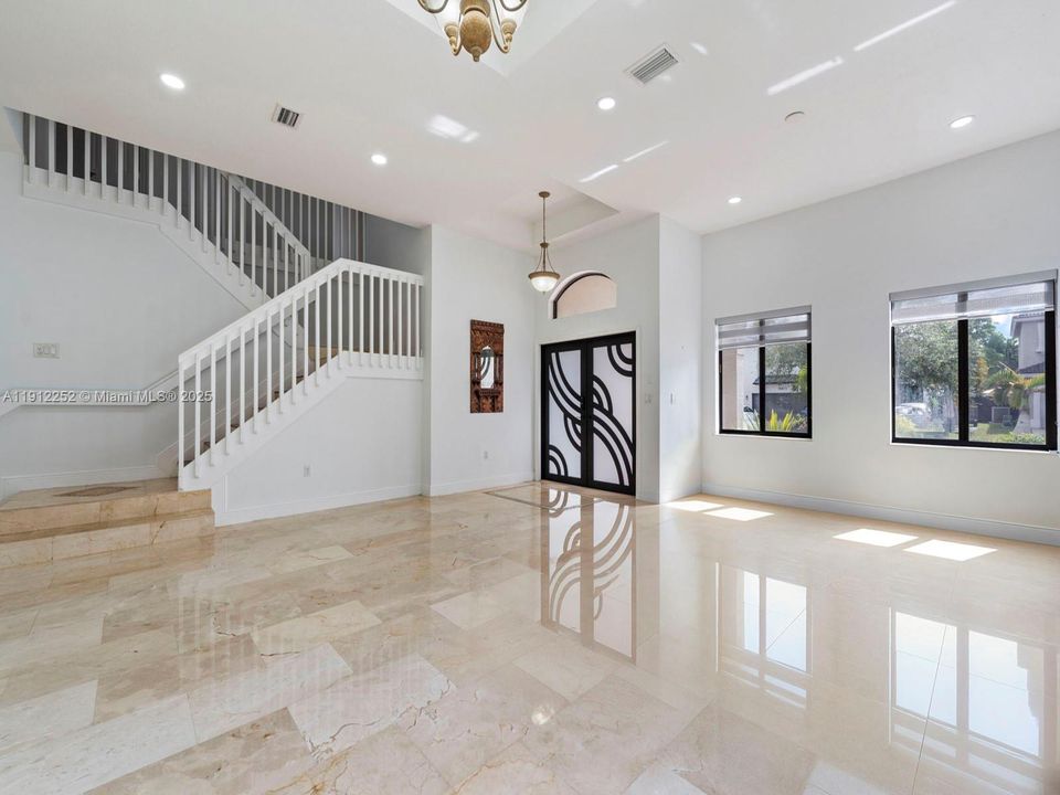 For Sale: $829,800 (4 beds, 3 baths, 2795 Square Feet)