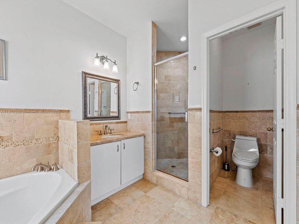 For Sale: $829,800 (4 beds, 3 baths, 2795 Square Feet)