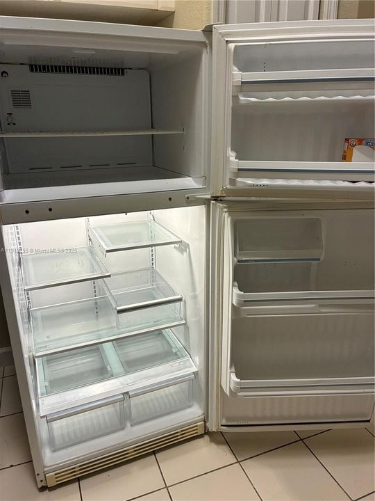 En Renta: $1,975 (2 camas, 2 baños, 930 Pies cuadrados)