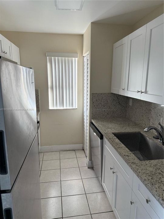 Activo con contrato: $1,850 (1 camas, 1 baños, 689 Pies cuadrados)