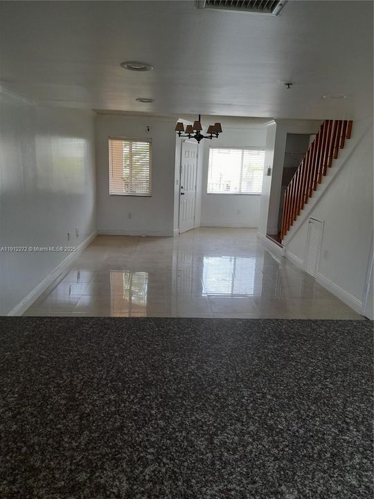 Active With Contract: $3,000 (4 beds, 2 baths, 1490 Square Feet)