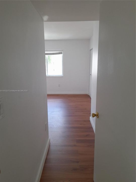 Active With Contract: $3,000 (4 beds, 2 baths, 1490 Square Feet)