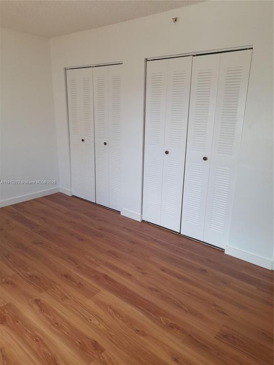 Active With Contract: $3,000 (4 beds, 2 baths, 1490 Square Feet)