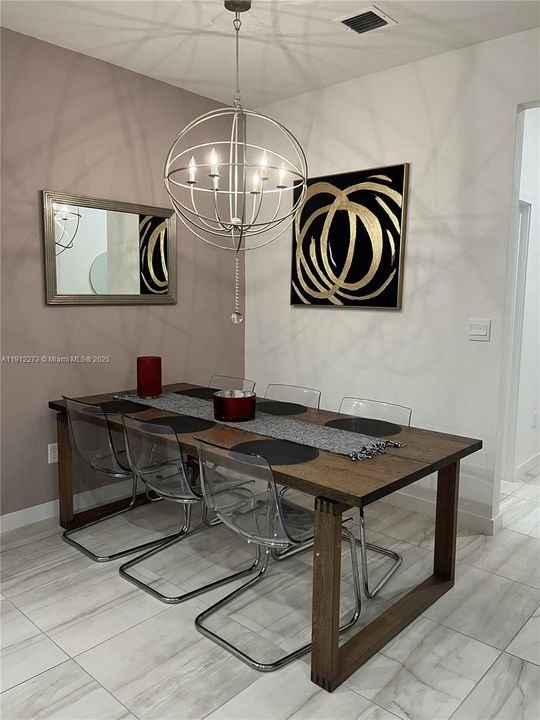 En Renta: $2,800 (3 camas, 2 baños, 1712 Pies cuadrados)