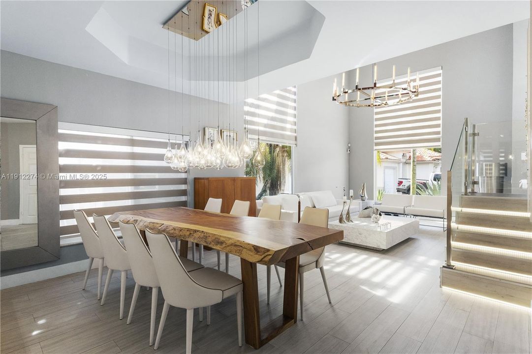 For Sale: $1,300,000 (5 beds, 3 baths, 2569 Square Feet)