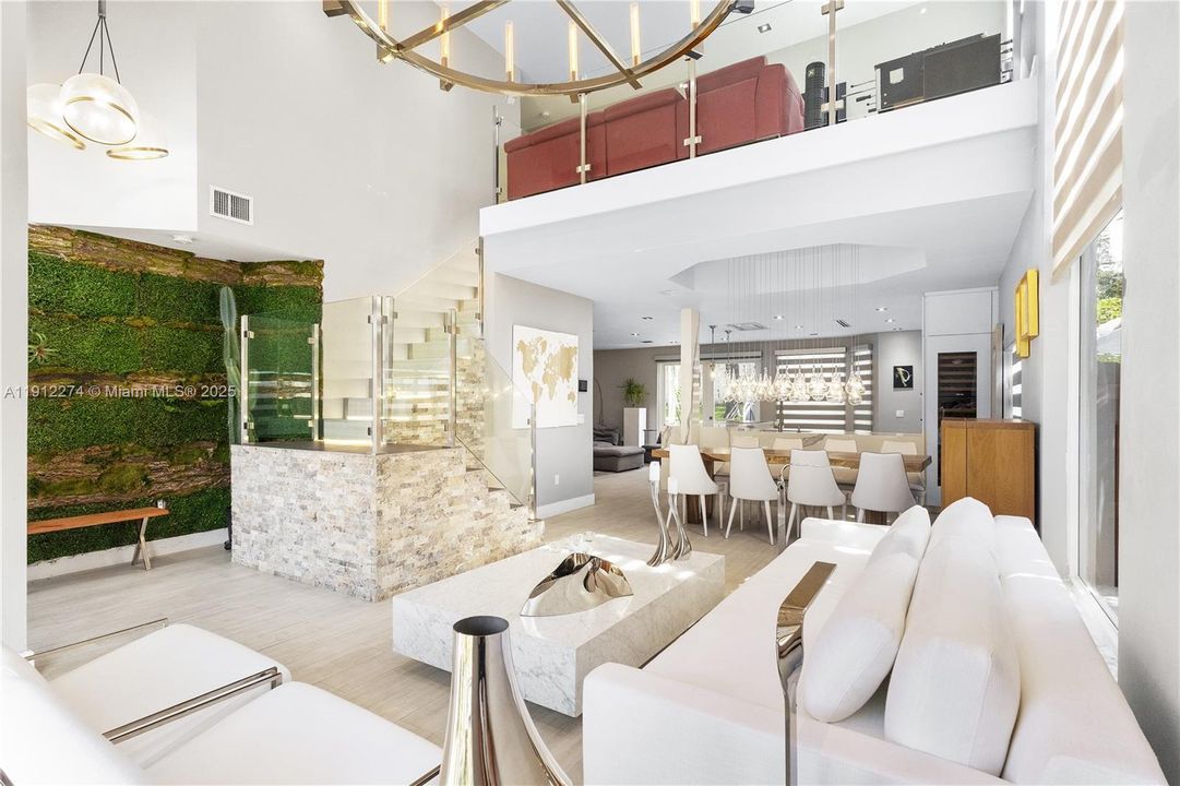 For Sale: $1,300,000 (5 beds, 3 baths, 2569 Square Feet)