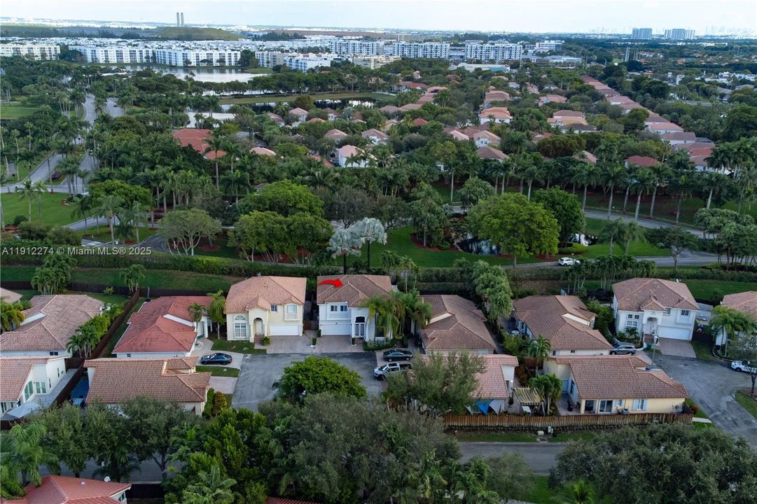 For Sale: $1,300,000 (5 beds, 3 baths, 2569 Square Feet)