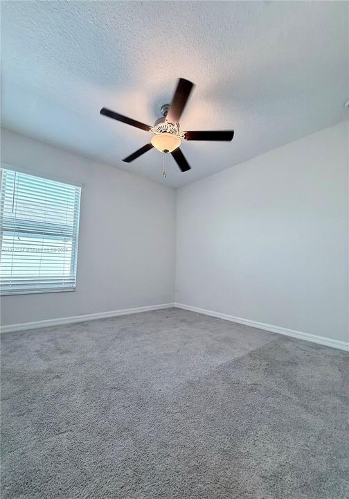 For Rent: $2,200 (4 beds, 2 baths, 1918 Square Feet)