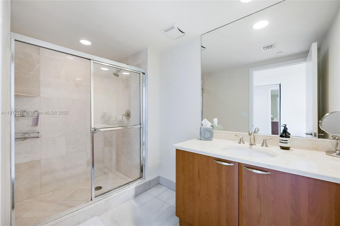 En Venta: $1,785,000 (3 camas, 3 baños, 3069 Pies cuadrados)