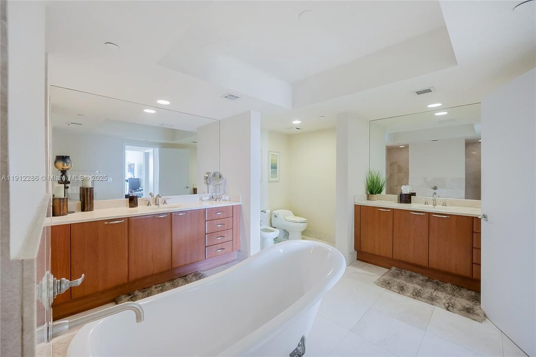 En Venta: $1,785,000 (3 camas, 3 baños, 3069 Pies cuadrados)