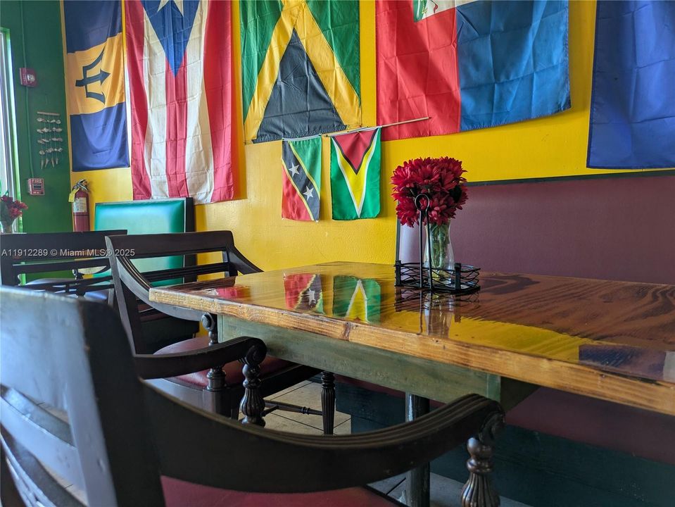 На продажу: $125,000 (0 спален, 0 ванн, 0 Квадратных фут)