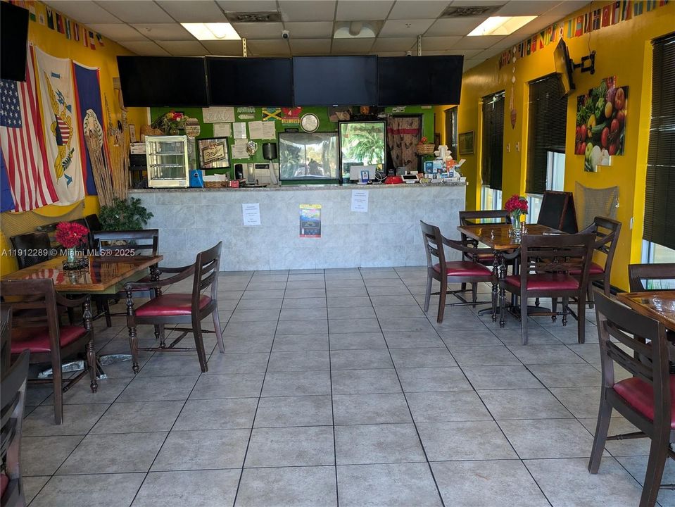 На продажу: $125,000 (0 спален, 0 ванн, 0 Квадратных фут)