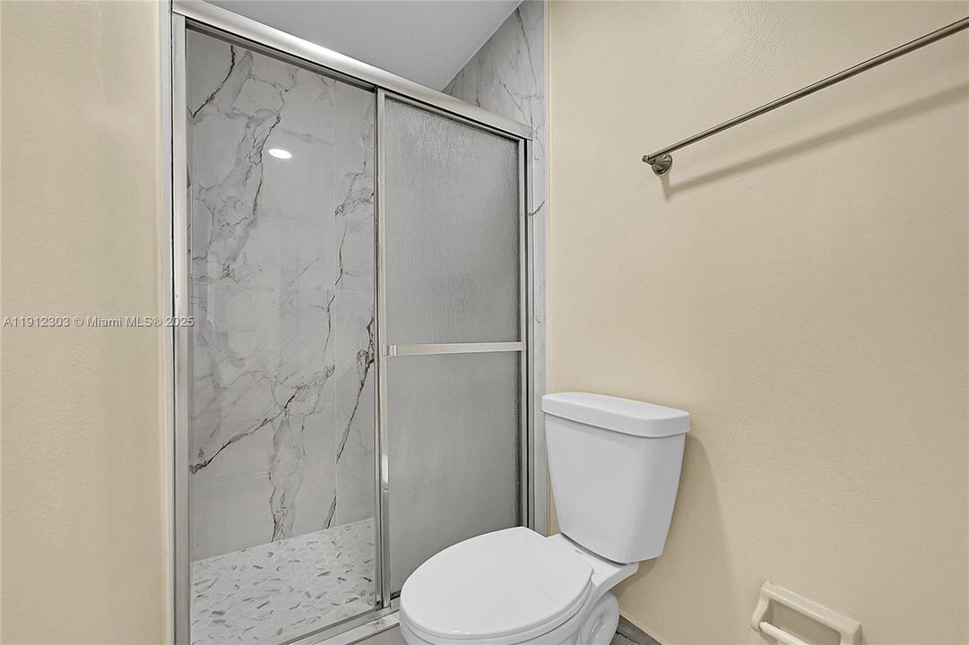 待售: $299,999 (3 贝兹, 2 浴室, 1478 平方英尺)