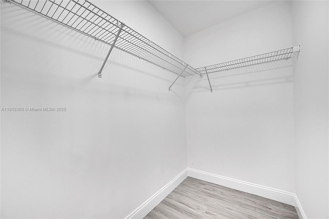 待售: $299,999 (3 贝兹, 2 浴室, 1478 平方英尺)