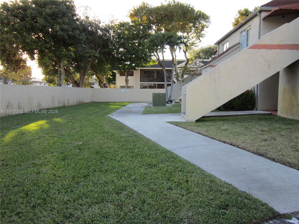 En Venta: $280,000 (2 camas, 2 baños, 1163 Pies cuadrados)