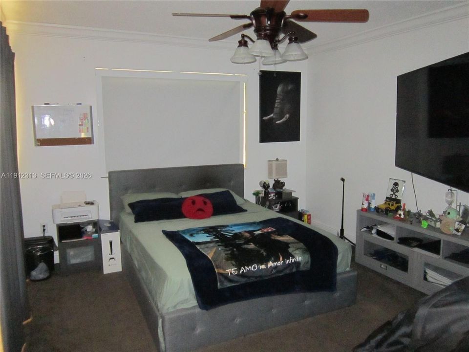 For Sale: $239,900 (2 beds, 2 baths, 1163 Square Feet)