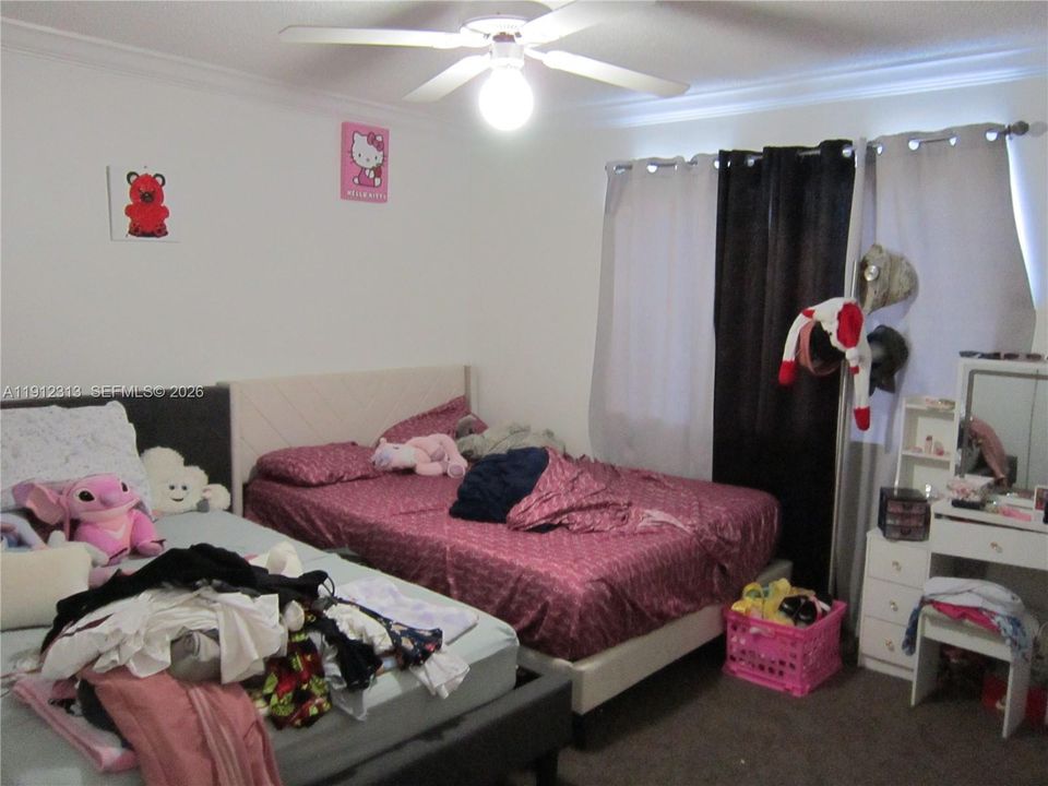 For Sale: $239,900 (2 beds, 2 baths, 1163 Square Feet)