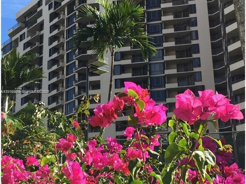 На продажу: $815,000 (2 спален, 2 ванн, 1377 Квадратных фут)