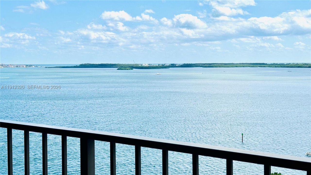 На продажу: $815,000 (2 спален, 2 ванн, 1377 Квадратных фут)