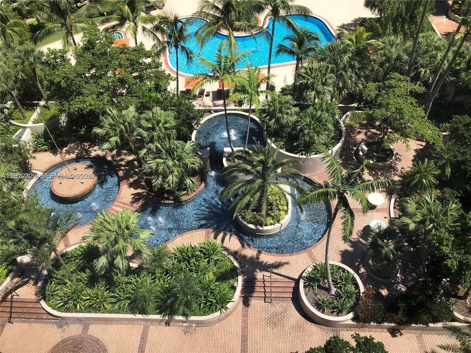 На продажу: $815,000 (2 спален, 2 ванн, 1377 Квадратных фут)