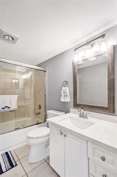 На продажу: $424,900 (2 спален, 2 ванн, 1126 Квадратных фут)