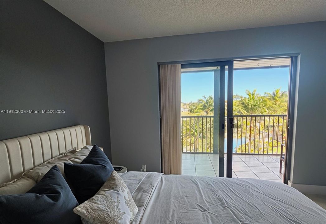 Enjoy the views the minute you wake up!